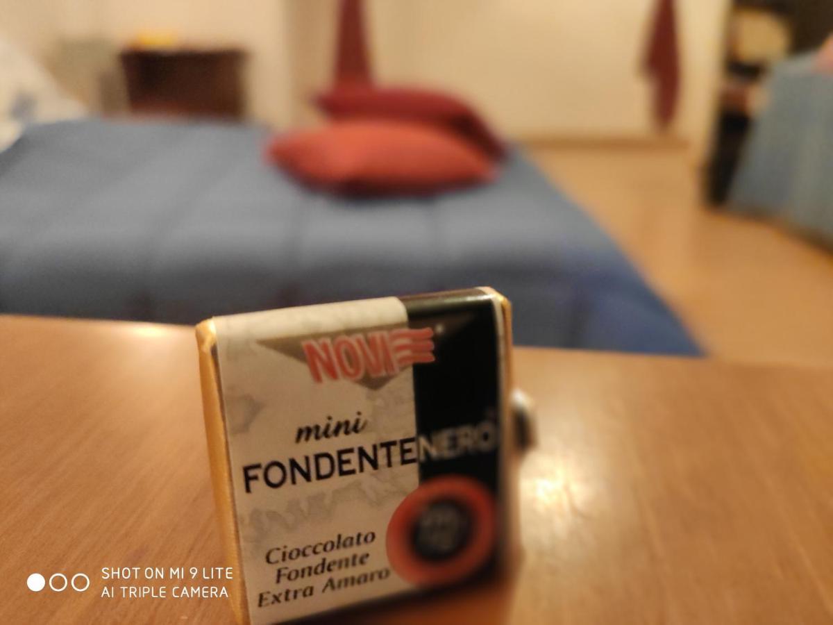 Ex Ostu Impero: Vino, Tartufo Ed Ospitalita Διαμέρισμα La Morra Εξωτερικό φωτογραφία